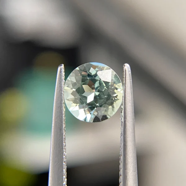 0.92ct Round Color Shift Australian Sapphire