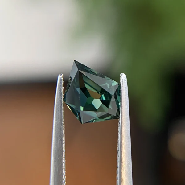 1.18ct GeoCut Australian Sapphire