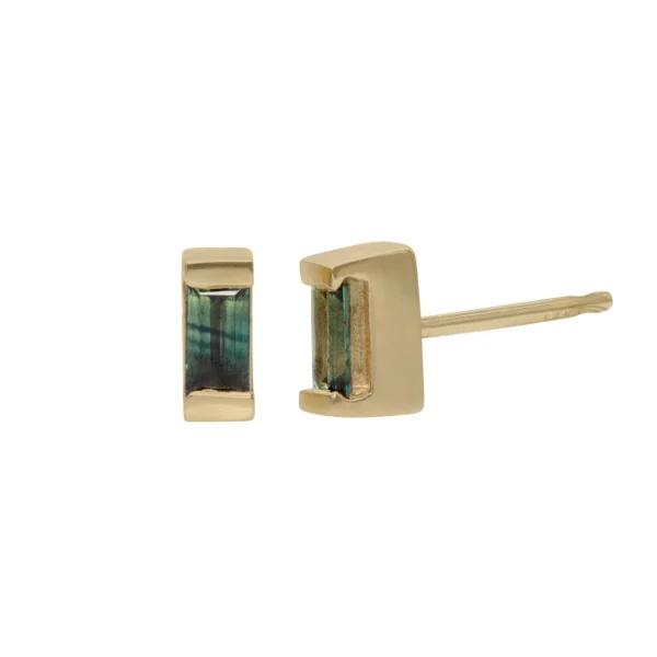 Bar-set stud earrings by Philadelphia’s Emily Chelsea Jewelry, featuring 4x2mm Australian baguette bicolor sapphires with a blue-to-yellow gradient.