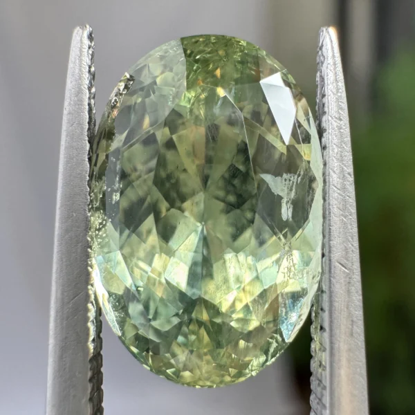5.49ct Oval Sri Lankan Sapphire