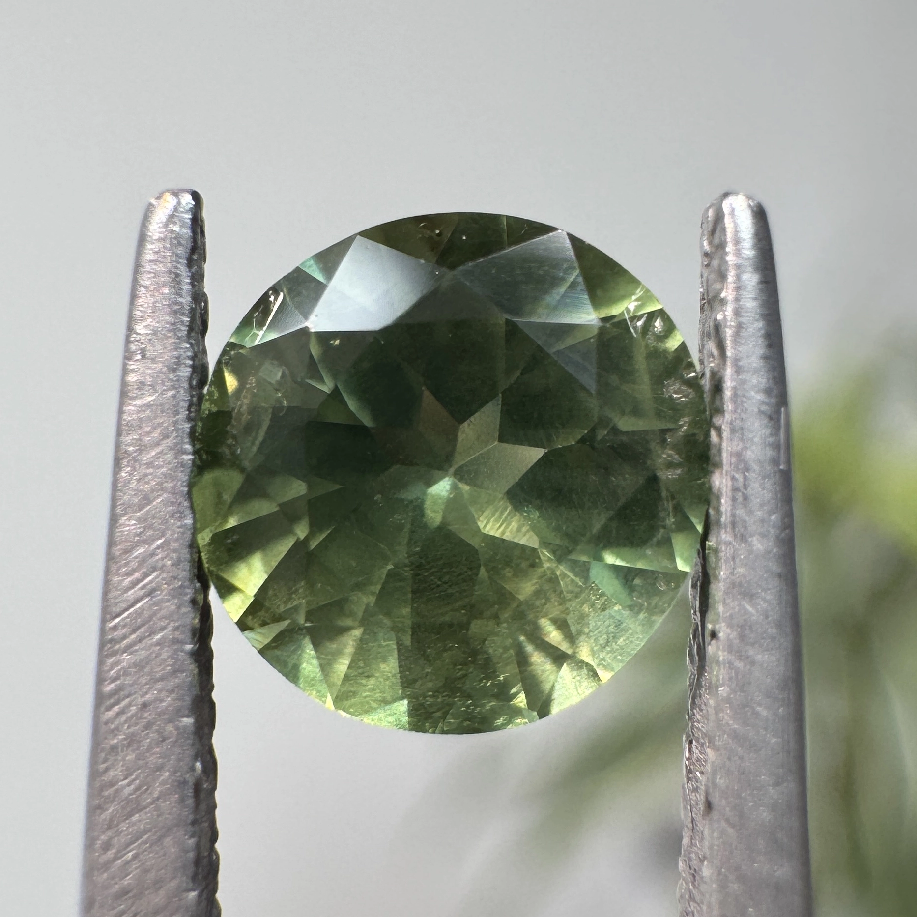 0.94ct Round Australian Sapphire